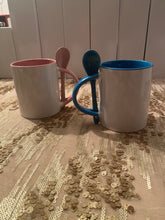 Load image into Gallery viewer, Mugs w/spoons
